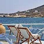Captain Zeppos Hotel *