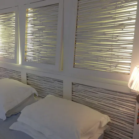 Hotel Captain Zeppos Milos Island