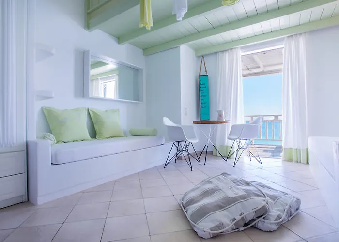 Hotel Captain Zeppos Milos Island