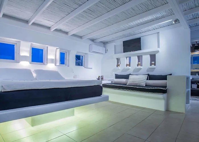 Captain Zeppos Hotel