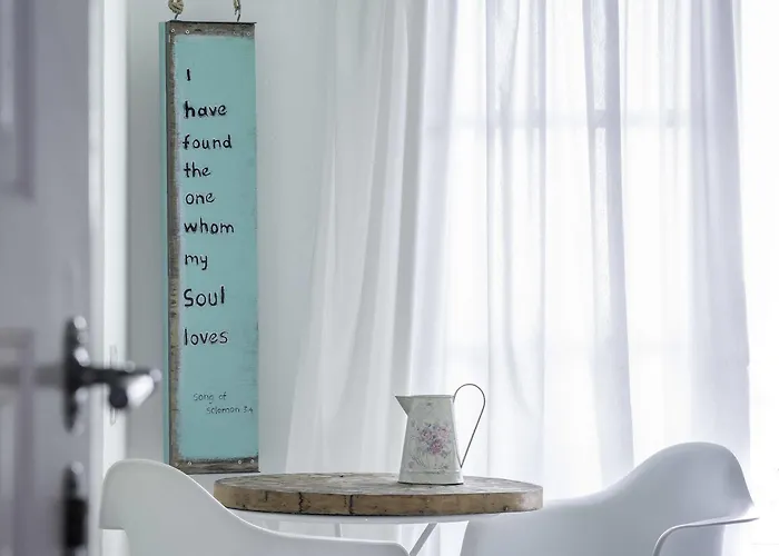 Captain Zeppos * Milos Island