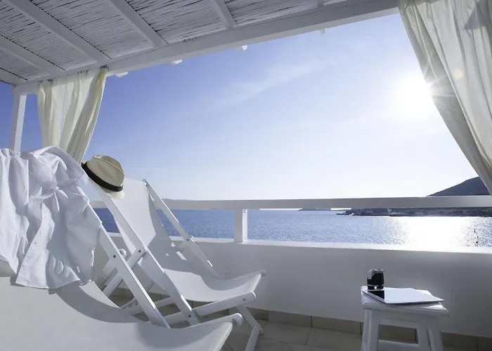 Hotel Captain Zeppos Milos Island