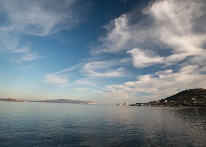 Captain Zeppos * Milos Island