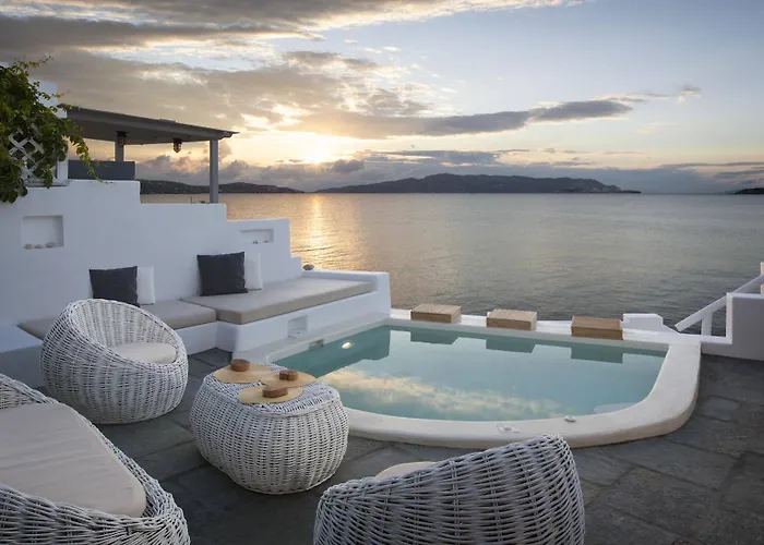 Captain Zeppos Hotel