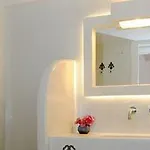 Captain Zeppos Hotel *