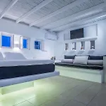 Captain Zeppos Hotel