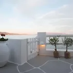 Hotel Captain Zeppos Milos Island