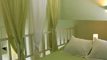 Otel Captain Zeppos