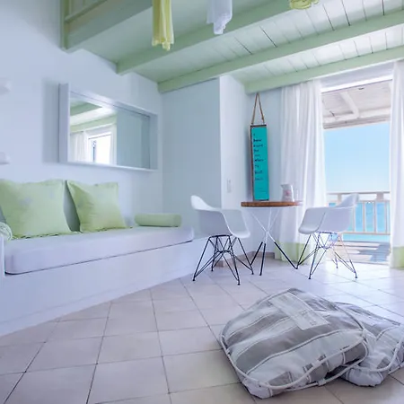 فندق Captain Zeppos Milos Island