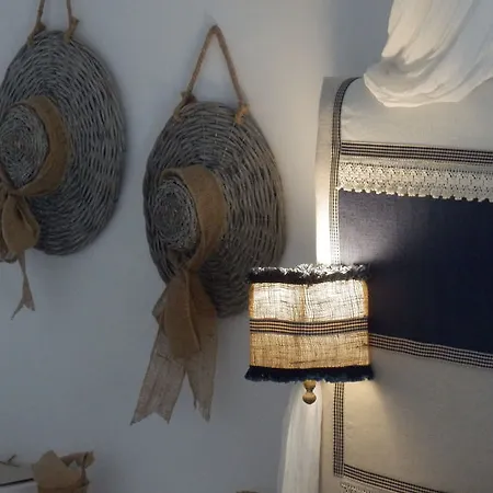 Captain Zeppos Hotel *