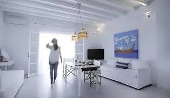 Hotel Captain Zeppos Milos Island