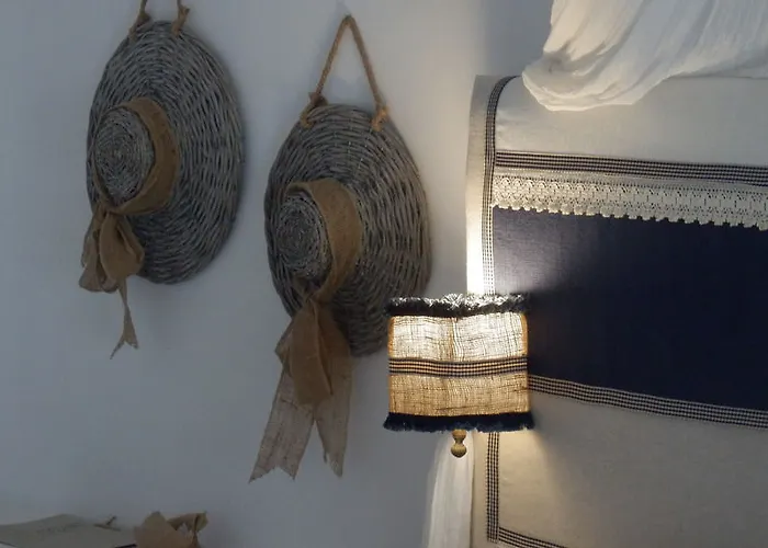 Captain Zeppos Hotel *