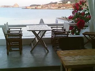 Captain Zeppos * Milos Island