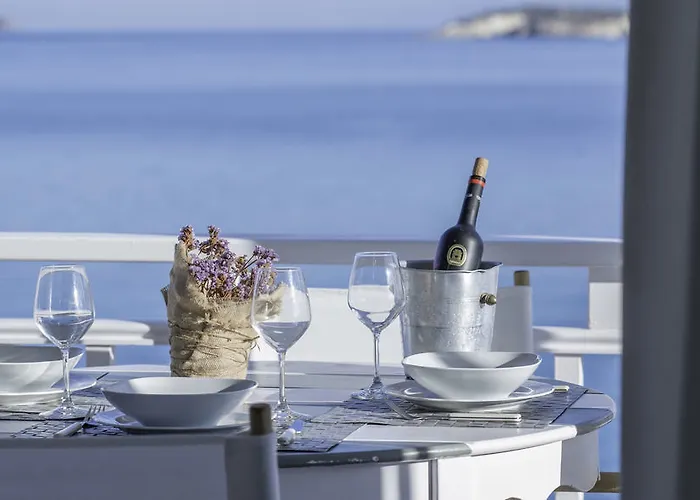 Hotel Captain Zeppos Milos Island